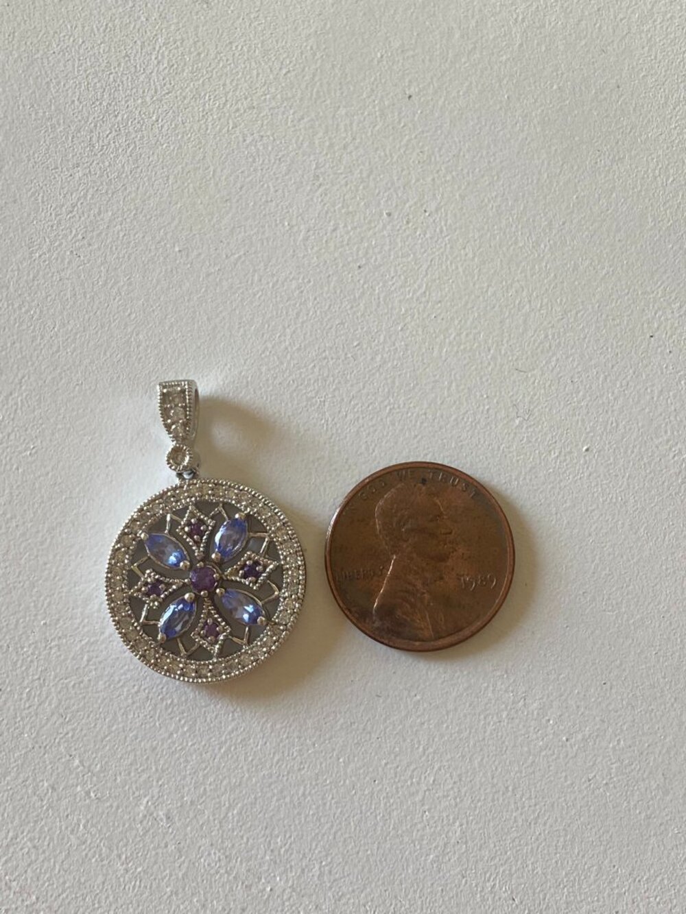 Costume Amethyst Colored Stone Pendant - Picture 4 of 4